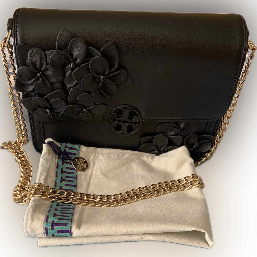 Tory Burch $575.00 Retail Duet Chain Petal Appliqués Shoulder Bag. Pristine!